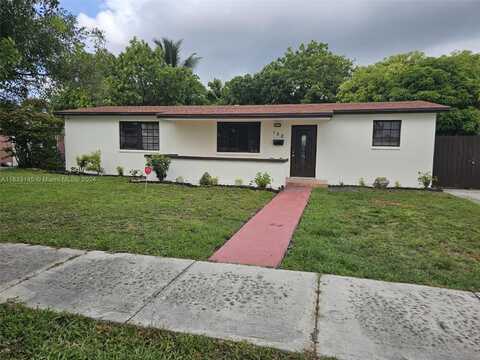 209Th, MIAMI, FL 33179