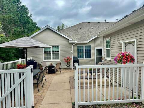 Heggen, HUDSON, WI 54016
