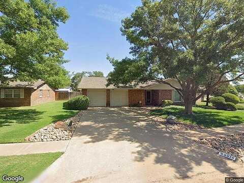 1St, LUBBOCK, TX 79416