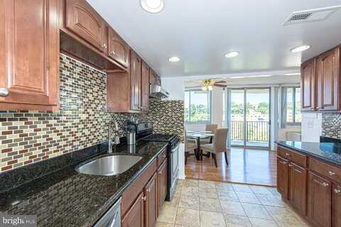 Columbia, ARLINGTON, VA 22204
