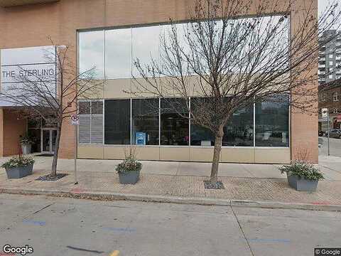 Royall, MILWAUKEE, WI 53202