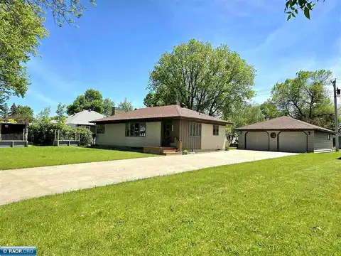 10Th, INTERNATIONAL FALLS, MN 56649