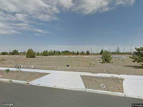 Evelyn, BEND, OR 97701