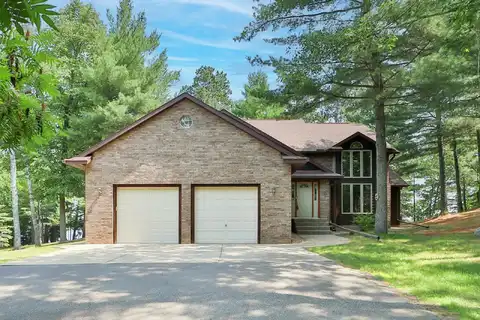 Chimney Point, HACKENSACK, MN 56452