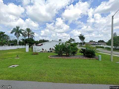 108Th, NAPLES, FL 34108
