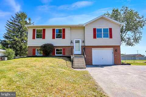 Lee, CHAMBERSBURG, PA 17201