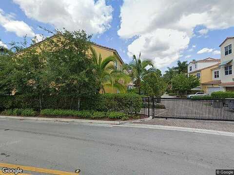 18Th, PEMBROKE PINES, FL 33028