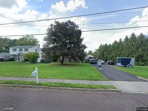 Bates, CHALFONT, PA 18914
