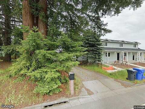 St Charles, EUGENE, OR 97402