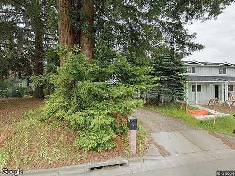 St Charles, EUGENE, OR 97402