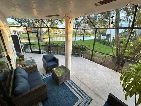 36Th, DEERFIELD BEACH, FL 33442