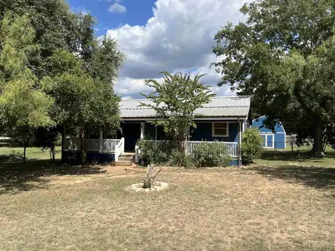 Coyote, KINGSLAND, TX 78639