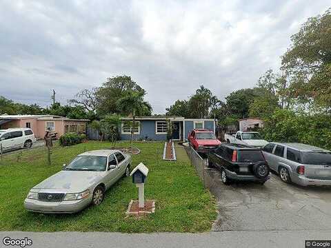 Plum Tree, LANTANA, FL 33462