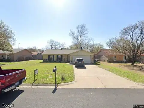 Davis, CLEBURNE, TX 76033