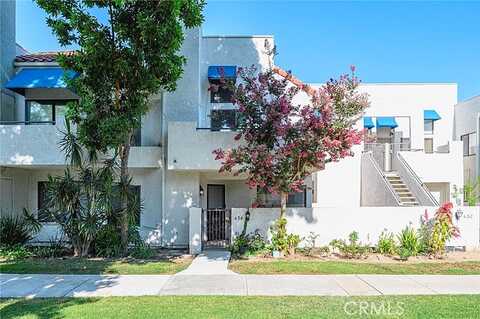 Park Shadow, BALDWIN PARK, CA 91706