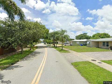 76Th, HOLLYWOOD, FL 33024