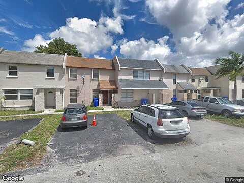 Seaview, NORTH LAUDERDALE, FL 33068