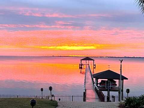 Country Club, SHALIMAR, FL 32579