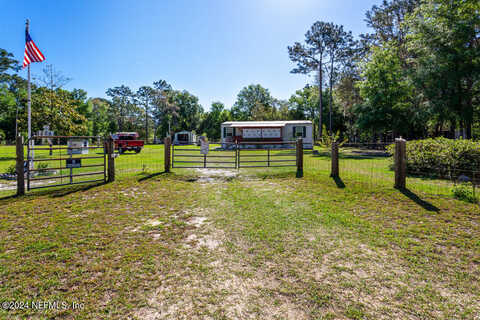 Thralls, INTERLACHEN, FL 32148