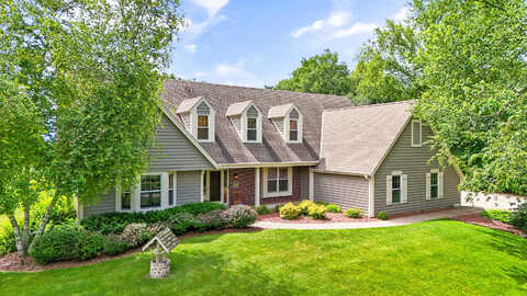 Red Clover, WAUKESHA, WI 53189