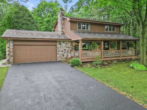 Kettle Ridge, MUKWONAGO, WI 53149