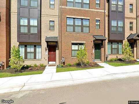 Hokie, ALEXANDRIA, VA 22306
