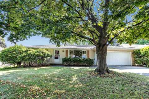 Cameron, GREEN BAY, WI 54304