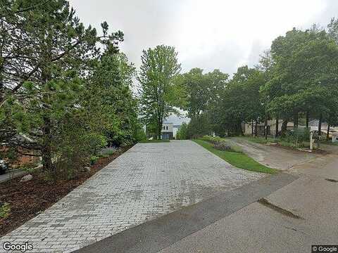 Road Q, OKAUCHEE, WI 53069