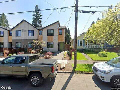 Trumbull, PORTLAND, OR 97203