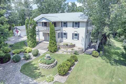 Vintage, FITCHBURG, WI 53575