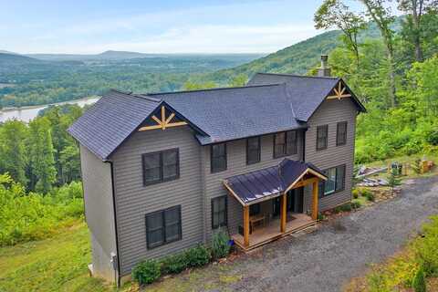 Top Ridge, STANARDSVILLE, VA 22973