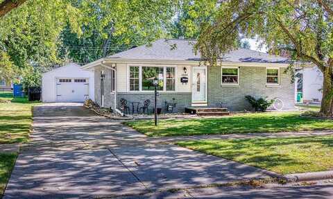 Locust, GREEN BAY, WI 54303