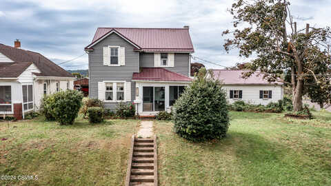Market, BLOOMSBURG, PA 17815