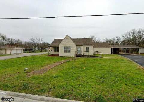 Maple, LOCKHART, TX 78644