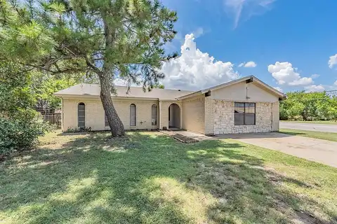 Wren, CLEBURNE, TX 76033