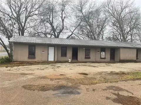 Commerce, BREMOND, TX 76629