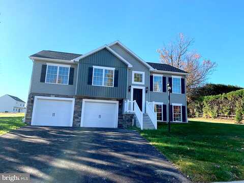 Clover, HANOVER, PA 17331