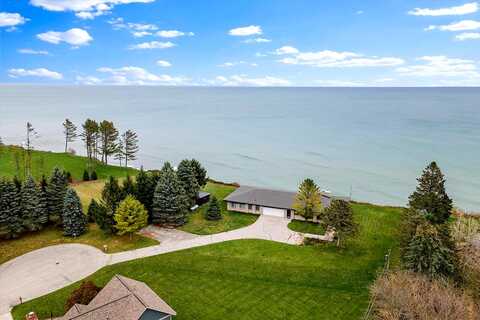 Birch Tree, SHEBOYGAN, WI 53083