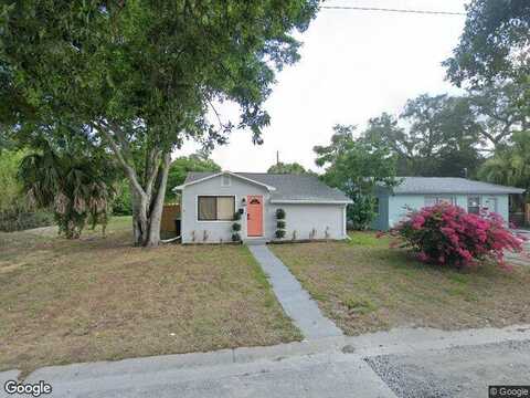 14Th, SAINT PETERSBURG, FL 33711