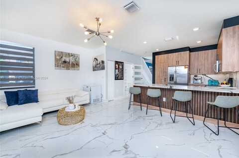 34Th, HIALEAH, FL 33018