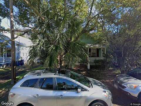 6Th, FERNANDINA BEACH, FL 32034