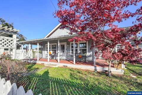 N 10Th St, Cottage Grove, OR 97424