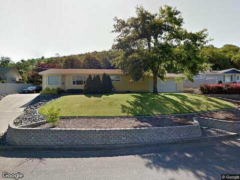 Ne Cherie Way, MyrtleCreek, OR 97457