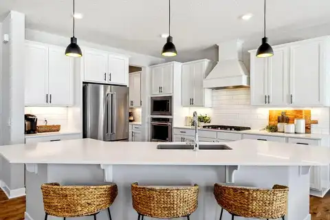 Brumby Trail, Woodbury, MN 55129