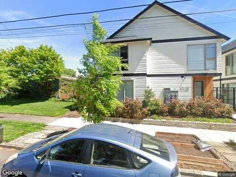 86Th, PORTLAND, OR 97216