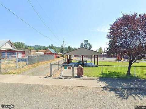 W Main, Oakville, WA 98568