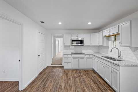 Pasadena, MINERAL WELLS, TX 76067
