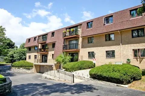 58Th, MILWAUKEE, WI 53219