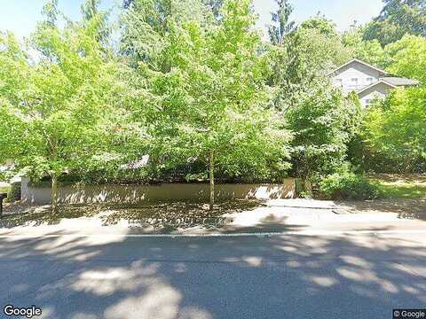 Bryant, LAKE OSWEGO, OR 97034