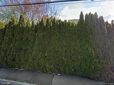 132Nd Avenue Ne, Kirkland, WA 98034